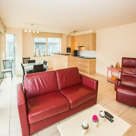 W Terrace, Cleaning Included Apartamento